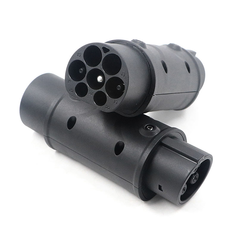 Type 2 to type 1 ev adapter between charging pile